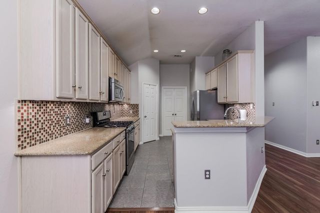 1604 Oak Brook Lane, Allen, TX 75002