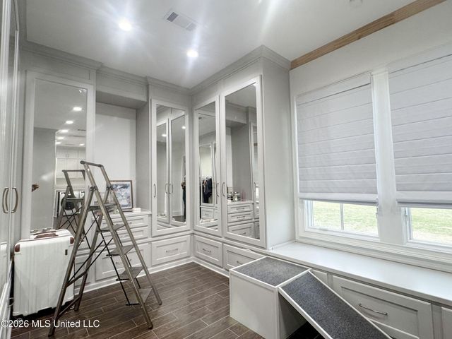 23057 Ms-6, Batesville, MS 38606