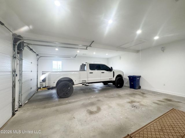 23057 Ms-6, Batesville, MS 38606