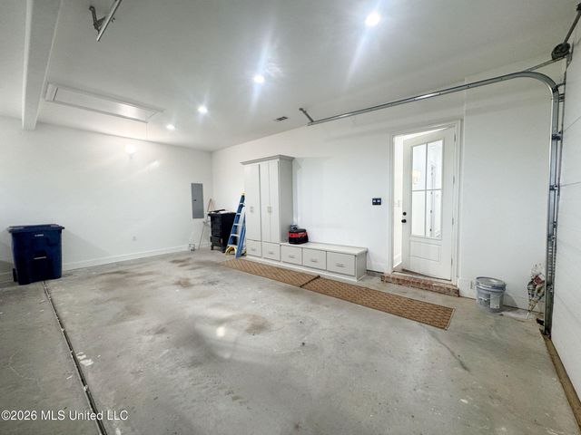 23057 Ms-6, Batesville, MS 38606