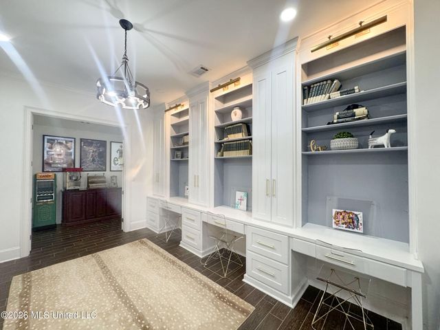 23057 Ms-6, Batesville, MS 38606
