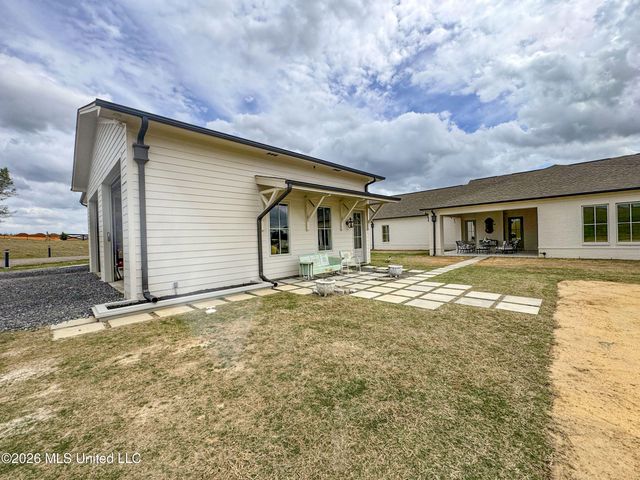 23057 Ms-6, Batesville, MS 38606