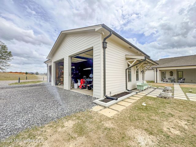 23057 Ms-6, Batesville, MS 38606