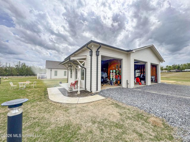 23057 Ms-6, Batesville, MS 38606