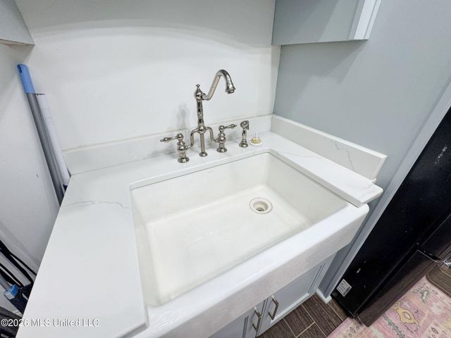23057 Ms-6, Batesville, MS 38606