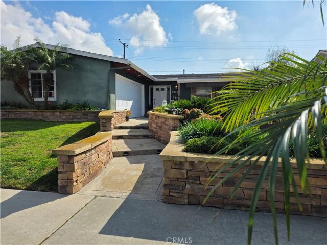 7822 Rhine, Huntington Beach, CA 92647