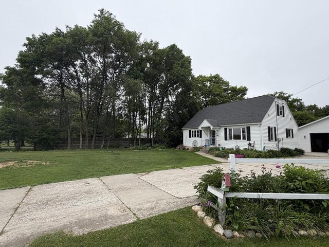 2032 County Highway VV, Two Rivers, WI 54241