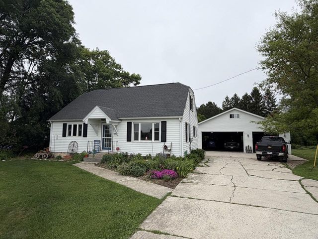 2032 County Highway VV, Two Rivers, WI 54241