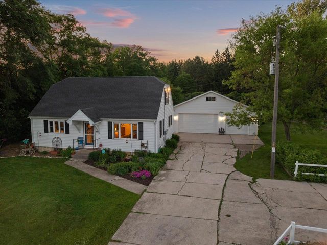 2032 County Highway VV, Two Rivers, WI 54241