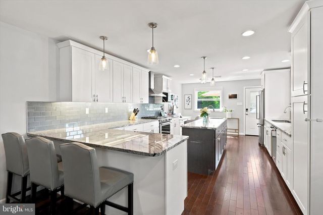 713 PRESTON AVE, Bryn Mawr, PA 19010