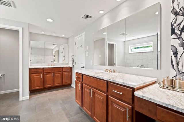 713 PRESTON AVE, Bryn Mawr, PA 19010