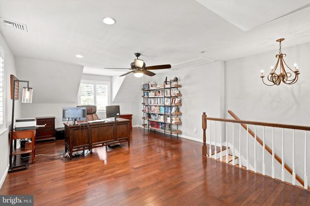 713 PRESTON AVE, Bryn Mawr, PA 19010