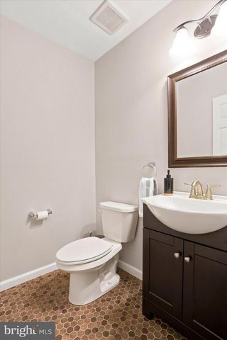 713 PRESTON AVE, Bryn Mawr, PA 19010