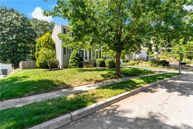 71 Remington Farm Drive, Coventry, RI 02816