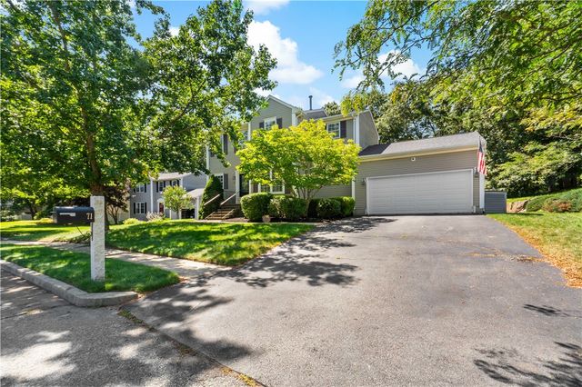 71 Remington Farm Drive, Coventry, RI 02816