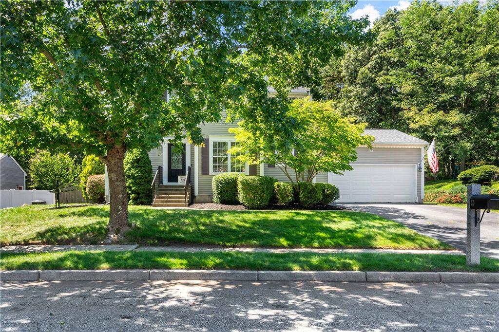 71 Remington Farm Drive, Coventry, RI 02816