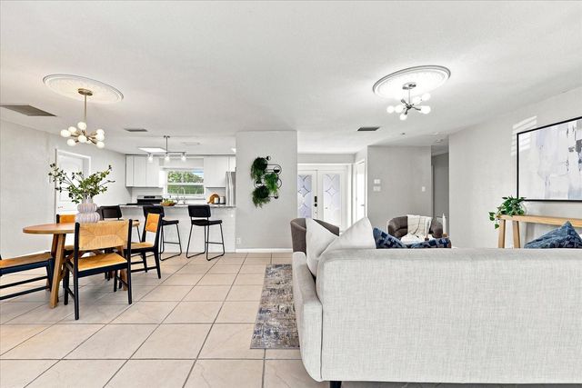 1354 62ND AVENUE S, St Petersburg, FL 33705