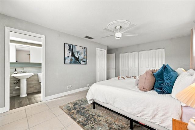 1354 62ND AVENUE S, St Petersburg, FL 33705