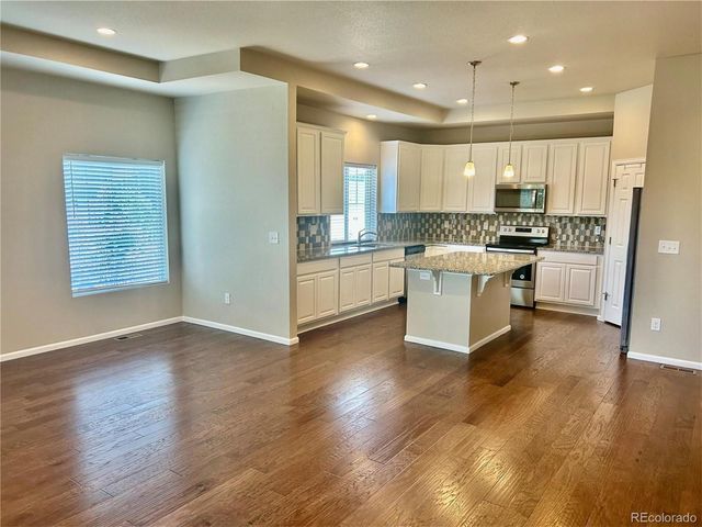 6706 Golden Briar Lane, Colorado Springs, CO 80927