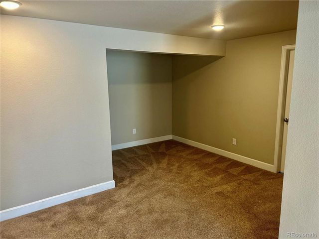 6706 Golden Briar Lane, Colorado Springs, CO 80927