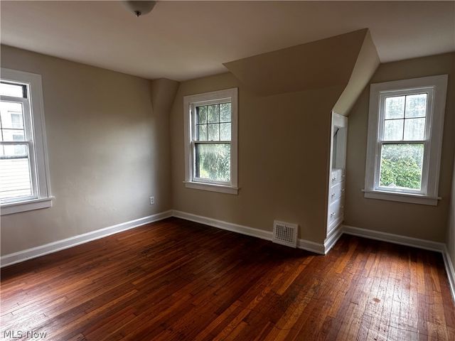 3533 Cedarbrook Road, University Heights, OH 44118
