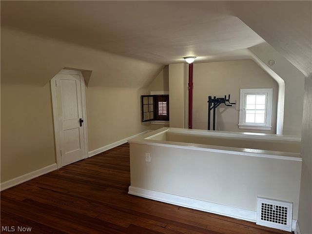 3533 Cedarbrook Road, University Heights, OH 44118