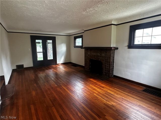 3533 Cedarbrook Road, University Heights, OH 44118