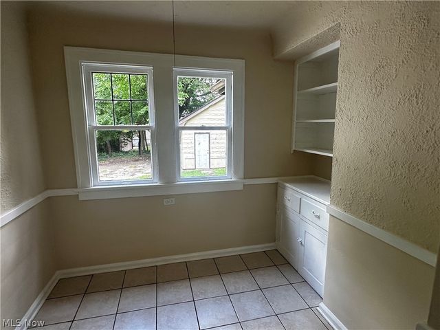 3533 Cedarbrook Road, University Heights, OH 44118
