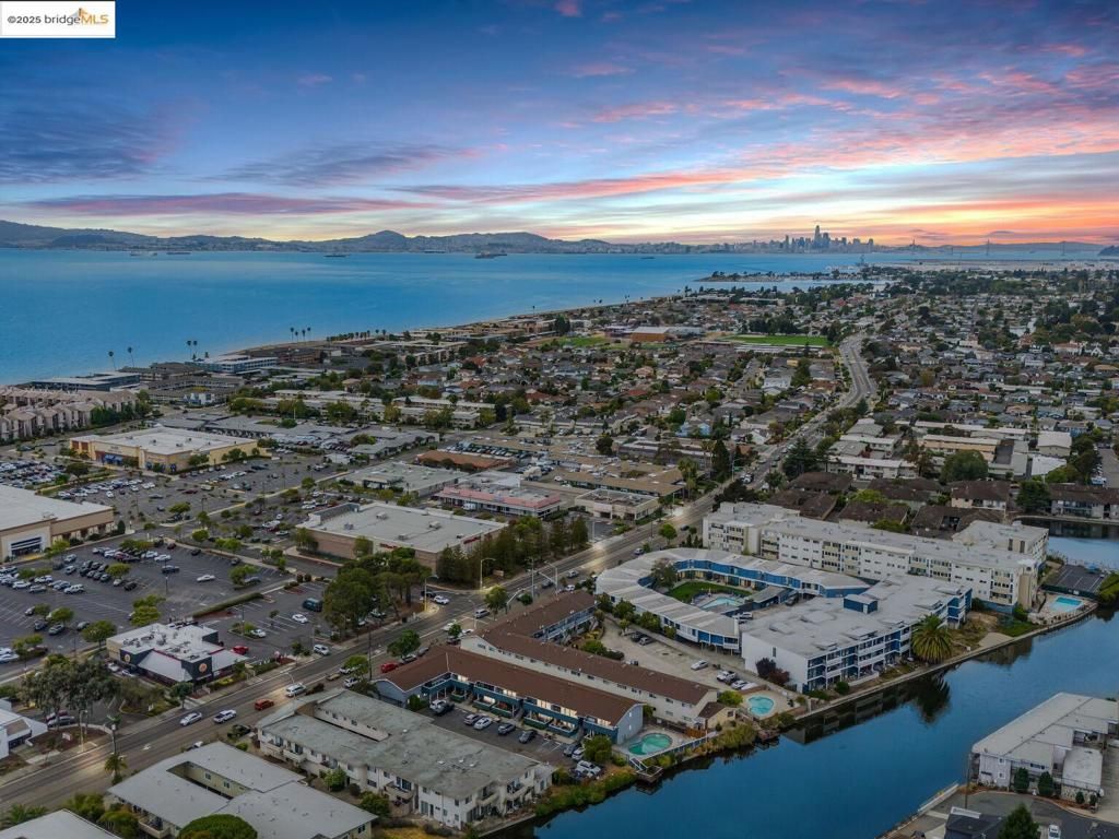 2209 Otis Dr L, Alameda, CA 94501