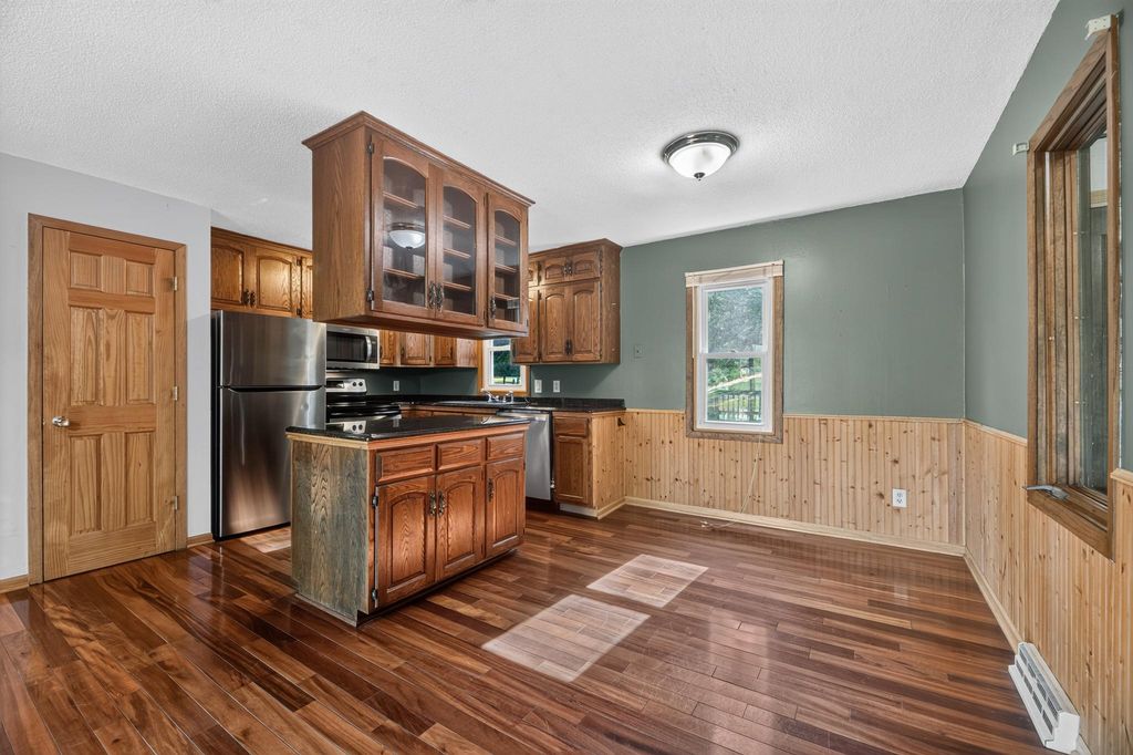 49146 Amble Avenue, Stanchfield, MN 55080 — photo 2