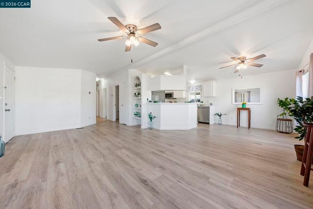 16401 San Pablo Ave, San Pablo, CA 94806