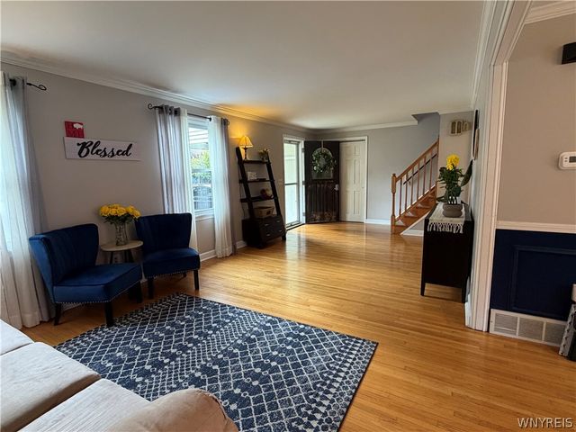 64 Meadow Run, Hamburg, NY 14075