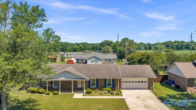 404 Crutcher Circle, Athens, AL 35611
