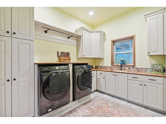 22086 Boar Head Rd, Indian Hills, CO 80454