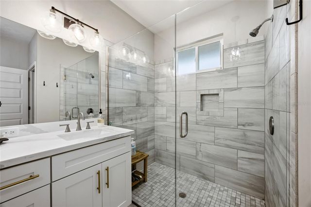 11983 NW 15TH ROAD, Gainesville, FL 32606