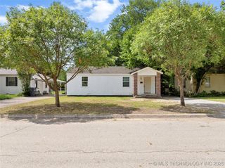 1624 7th NW, Ardmore, OK 73401