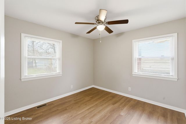 1904 Wickham Way, Louisville, KY 40223