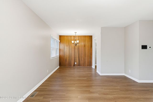 1904 Wickham Way, Louisville, KY 40223