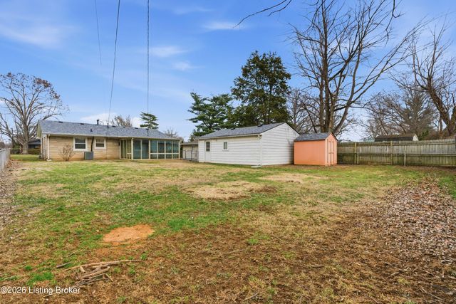 1904 Wickham Way, Louisville, KY 40223