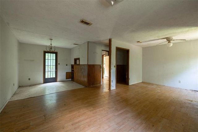 400 McCart Road, Mcdonough, GA 30252