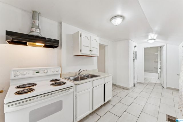 2205 35TH AVENUE N, Birmingham, AL 35207