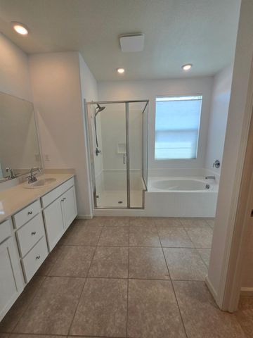 3257 Sunny Gate Ln, Folsom, CA 95630