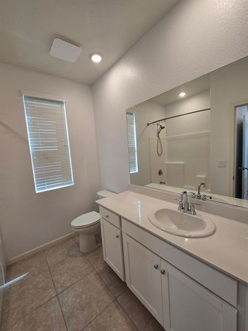 3257 Sunny Gate Ln, Folsom, CA 95630