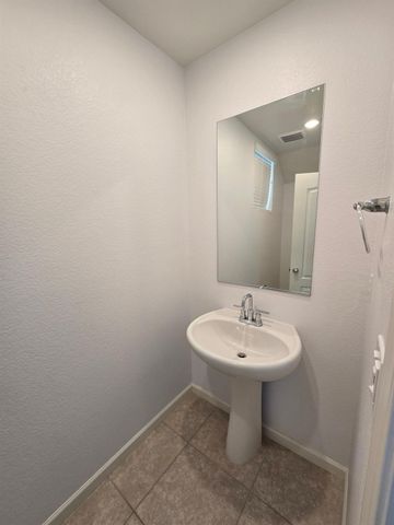 3257 Sunny Gate Ln, Folsom, CA 95630