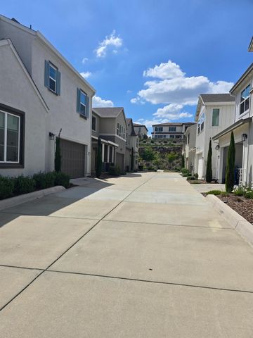 3257 Sunny Gate Ln, Folsom, CA 95630