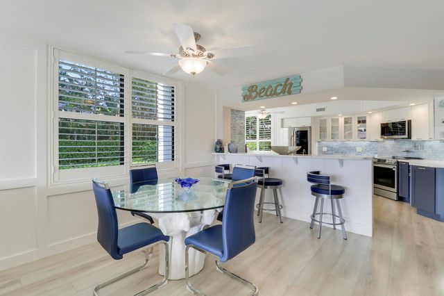 515 Bay Colony Drive N, Juno Beach, FL 33408