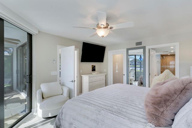 515 Bay Colony Drive N, Juno Beach, FL 33408