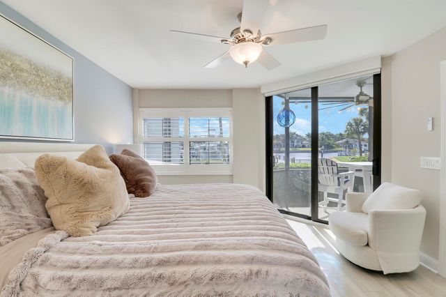 515 Bay Colony Drive N, Juno Beach, FL 33408