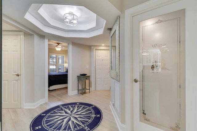 515 Bay Colony Drive N, Juno Beach, FL 33408