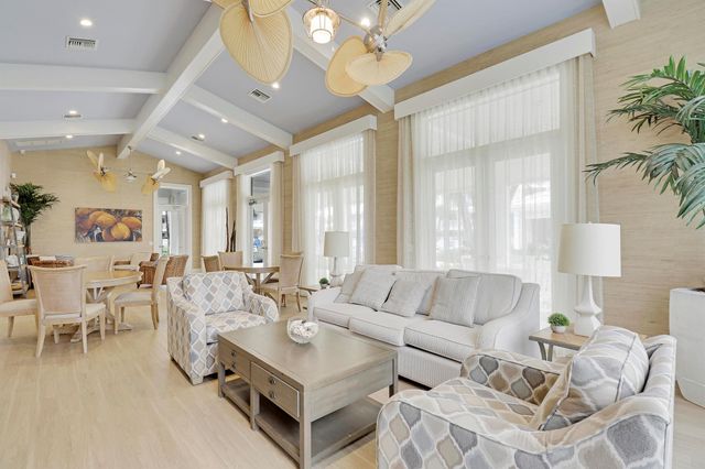 515 Bay Colony Drive N, Juno Beach, FL 33408